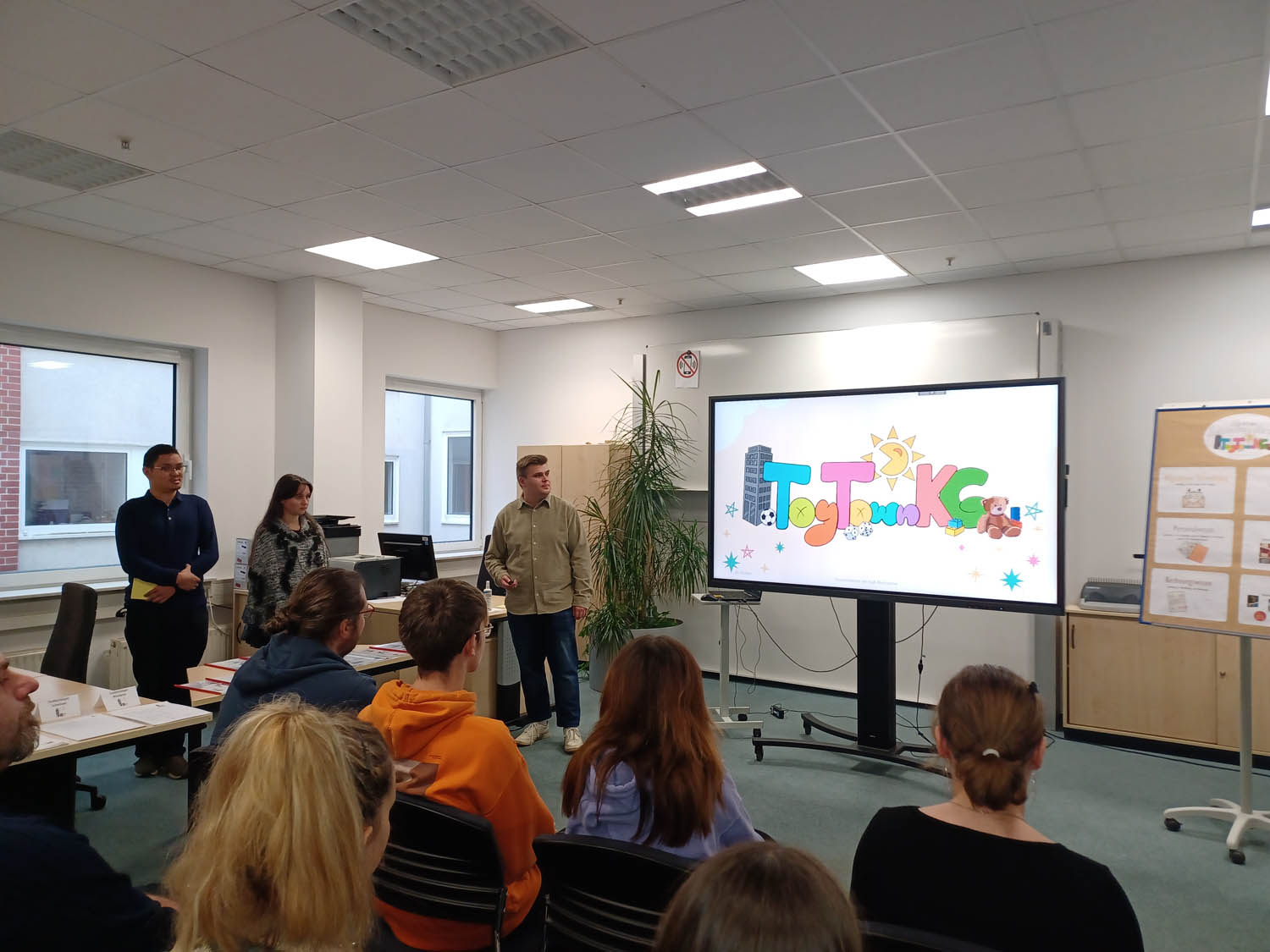 Die Präsentation des IngE-Lernunternehmen in Chemnitz "ToyTownKG"